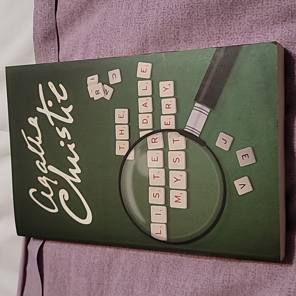 Lot of 12 Agatha Christie Mystery Novels (Paperback Editions) - Picture 8 of 15